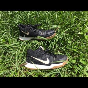 Nike Kyrie 3 “Badge of Honor”